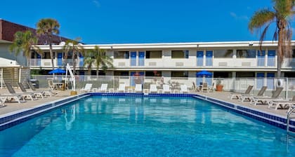 Motel 6 Cocoa Beach, FL