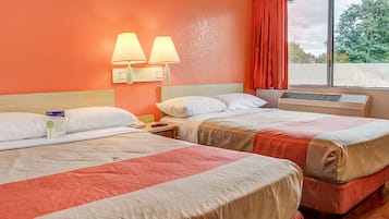 Escritorio, wifi gratis, ropa de cama