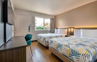 Wi-Fi de cortesia, roupa de cama