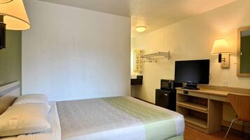 WiFi (free), bed sheets