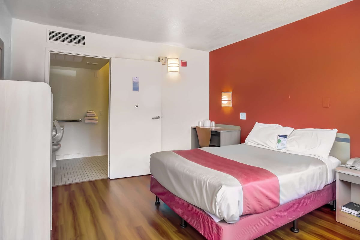 Wifi gratis y ropa de cama