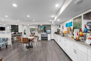 Desayuno continental incluido todos los días