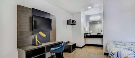 Escrivaninha, Wi-Fi de cortesia, roupa de cama