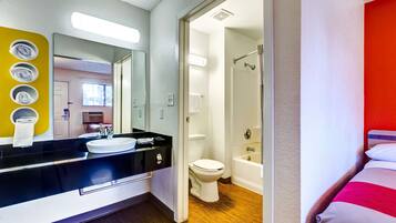 免费 WiFi、床单