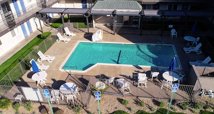 Motel 6 Sacramento, CA - Central