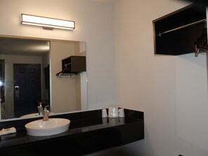 Bathroom sink - Motel 6 Sacramento, CA - South Sacramento & Elk Grove (Sacramento)