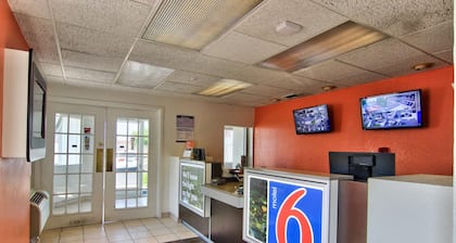Motel 6 Sacramento, CA - South Sacramento & Elk Grove