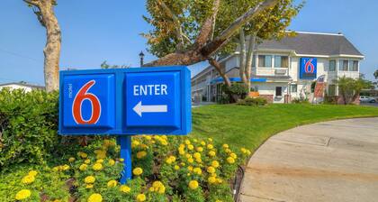 Motel 6 El Cajon, CA - San Diego