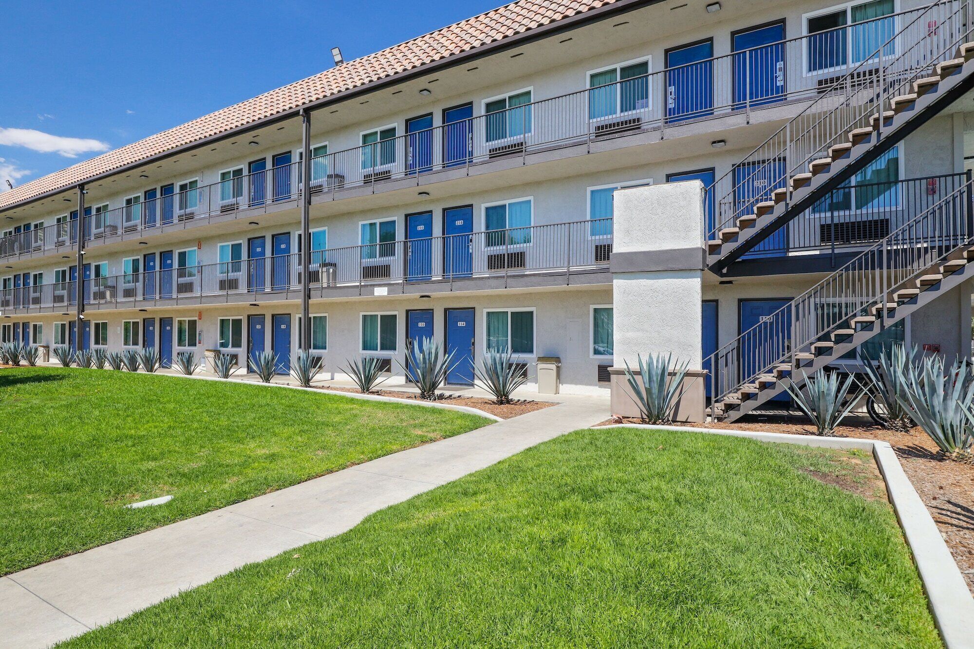 Photo - Motel 6-Escondido, CA