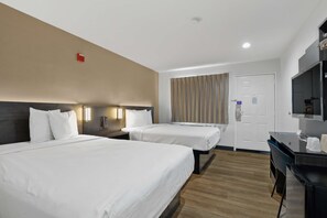 Laptop workspace, blackout curtains, free WiFi, bed sheets
