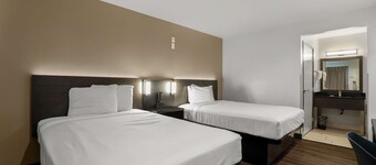 Motel 6 Escondido, CA