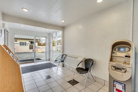 Cajero automático en la propiedad