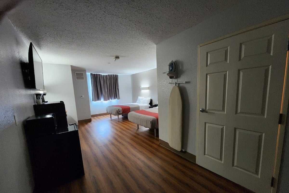Premium kamer, 2 tweepersoonsbedden, toegankelijk voor mindervaliden, niet-roken | Gratis wifi, beddengoed