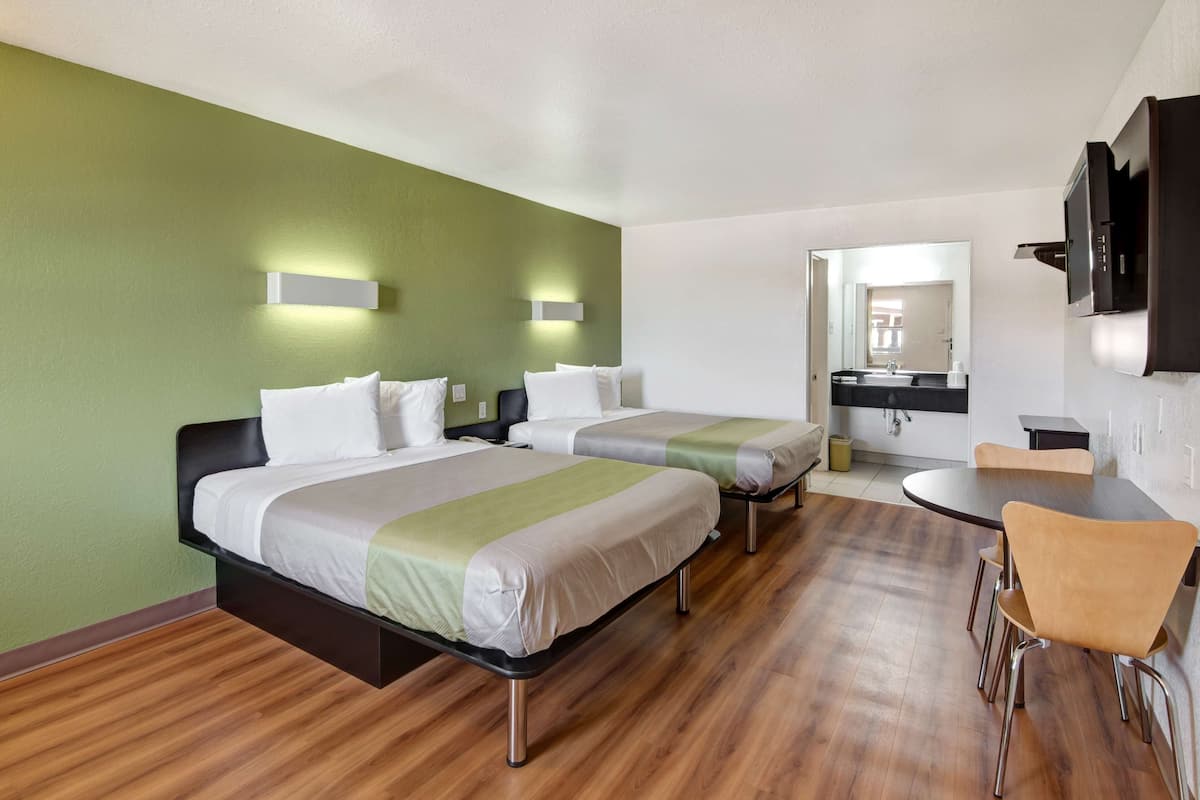 Wi-Fi gratuit, draps fournis