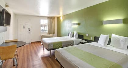 Motel 6 Dallas, TX - Forest Lane
