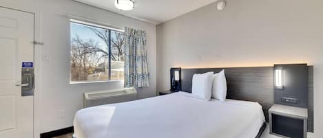 Free WiFi, bed sheets