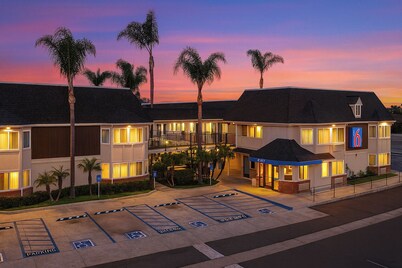 Motel 6 Westminster, CA - North