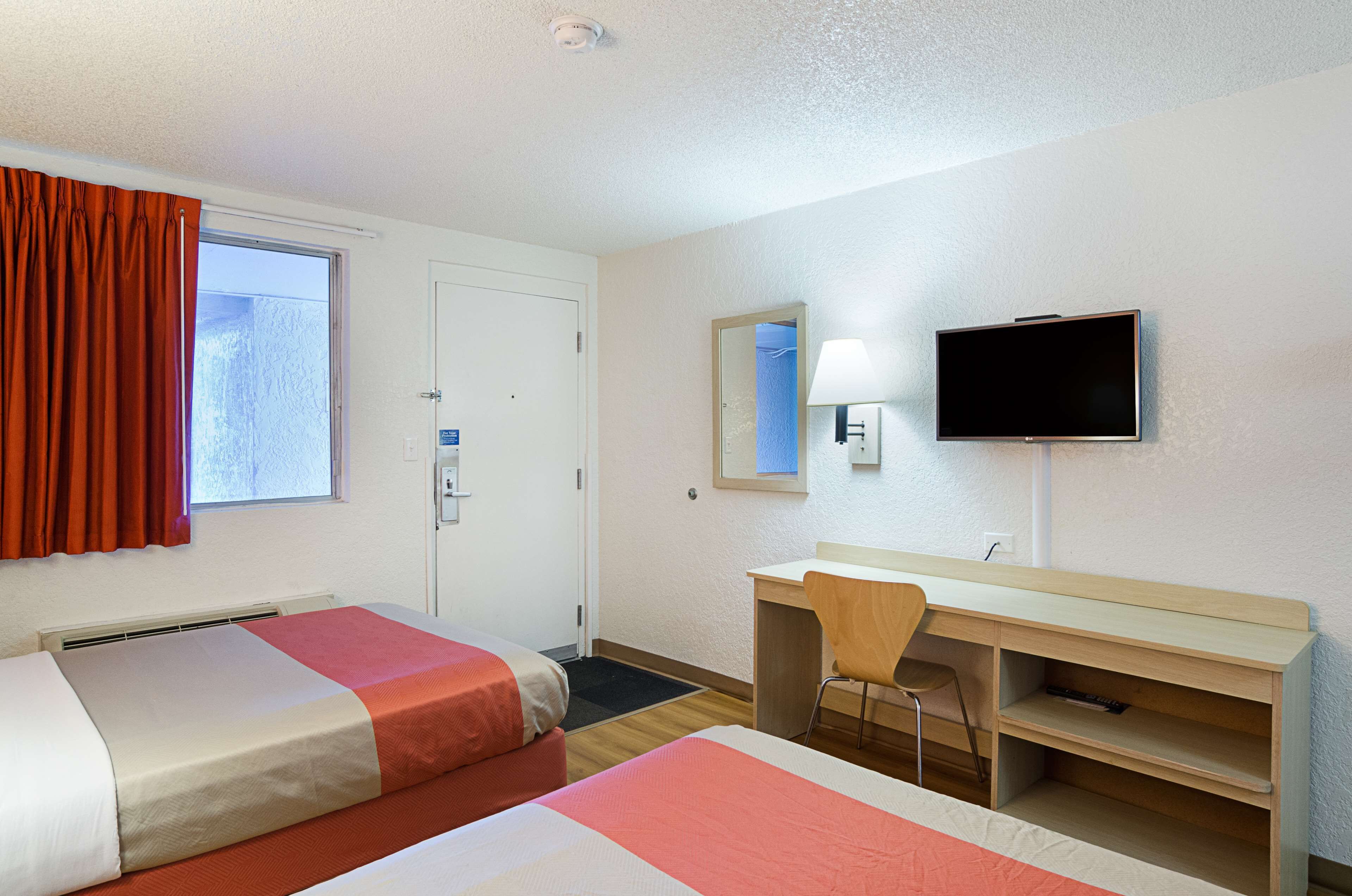 Photo - Motel 6- Denver, CO Downtown