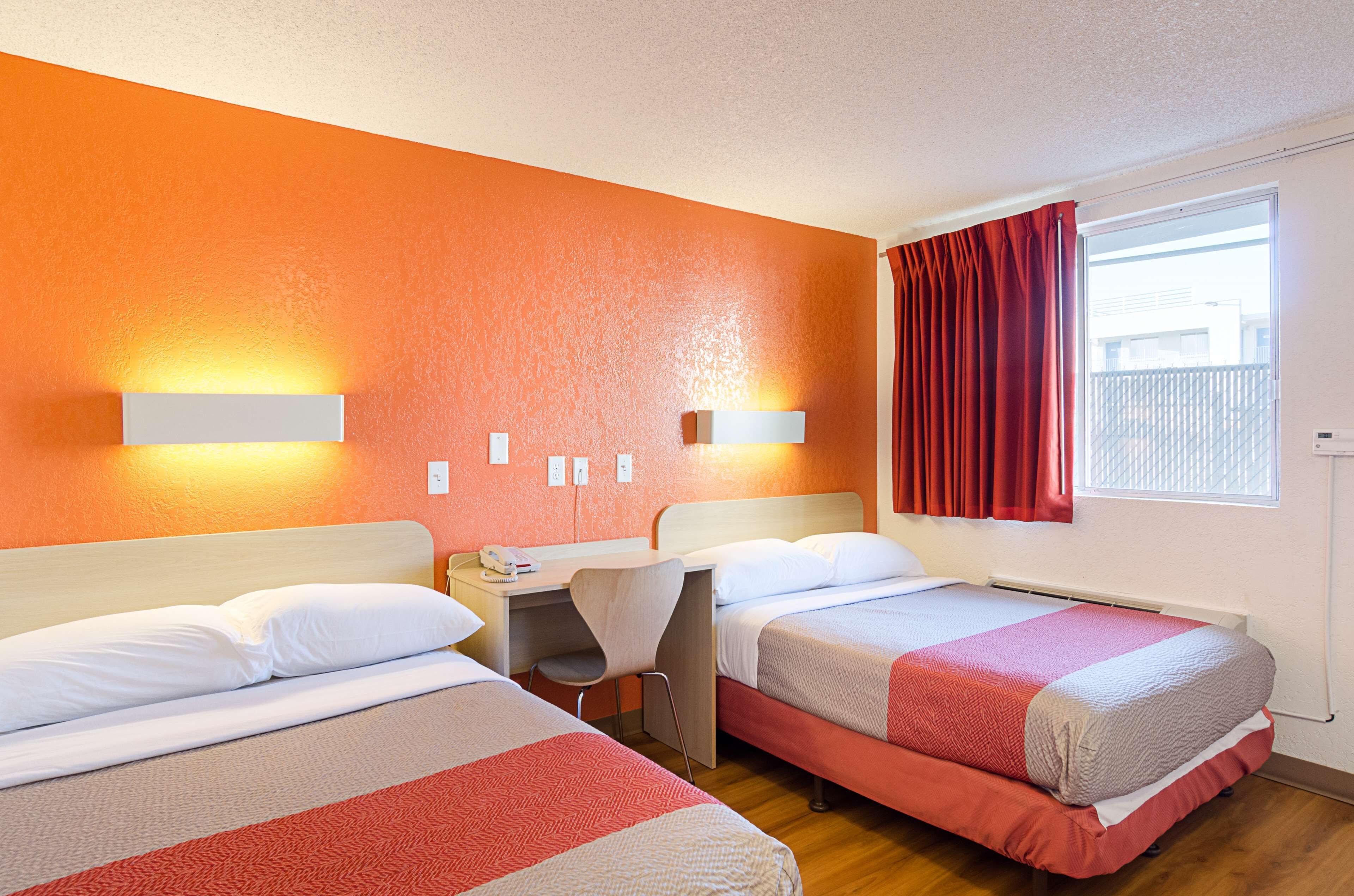 Photo - Motel 6- Denver, CO Downtown