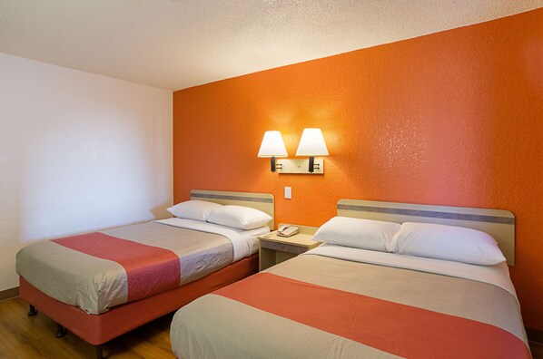 Iron/ironing board, free WiFi, bed sheets