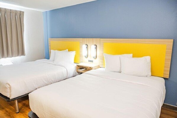 Standard Room, 2 Queen Beds, Non Smoking | Desk, laptop workspace, free WiFi, bed sheets - Park Inn by Radisson, Fargo West Acres (Fargo)