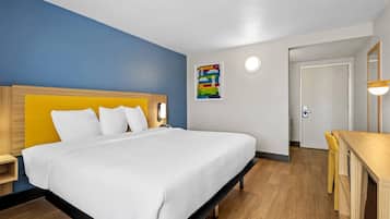 Standard-huone, 1 suuri parisänky, tupakointi kielletty | Työpöytä, kannettavalle tietokoneelle sopiva työtila, ilmainen Wi-Fi