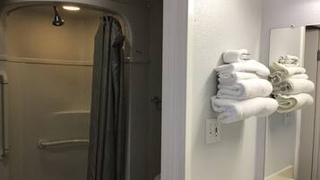 Shower, towels