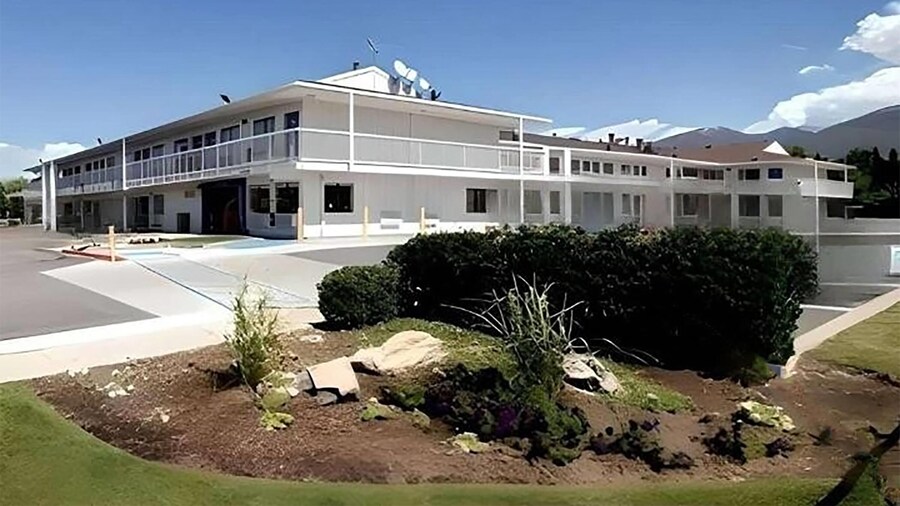 Super 8 by Wyndham Woods Cross/Salt Lake City North