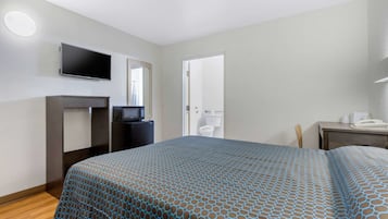 Desk, blackout drapes, free WiFi, bed sheets