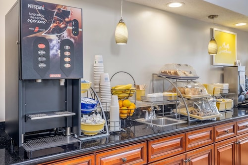 Days Inn by Wyndham Geneva/Finger Lakes