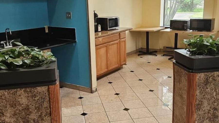 Americas Best Value Inn Horseheads