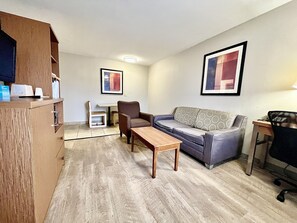 Suite, 2 Double Beds, Non Smoking | Desk, iron/ironing board, free WiFi, bed sheets