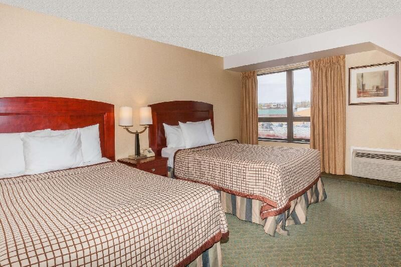 Premium bedding, desk, free WiFi, bed sheets