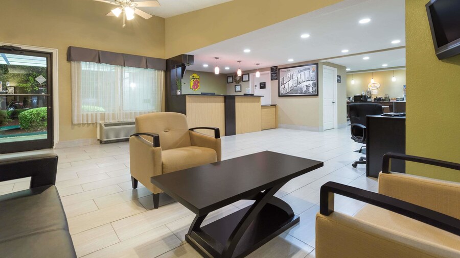 Amerivu Inn and Suites Extended Stay