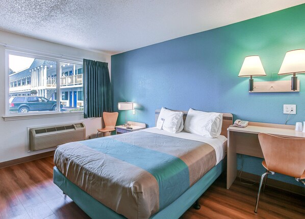 Desk, free WiFi, bed sheets