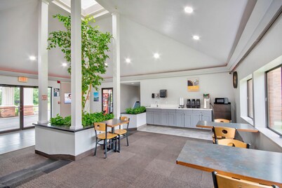 Motel 6 Georgetown, KY - Lexington North