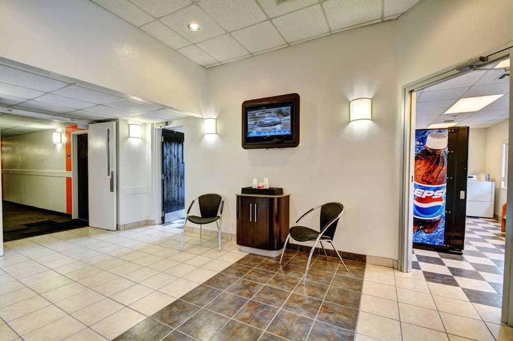Motel 6 Seekonk, MA - Providence East