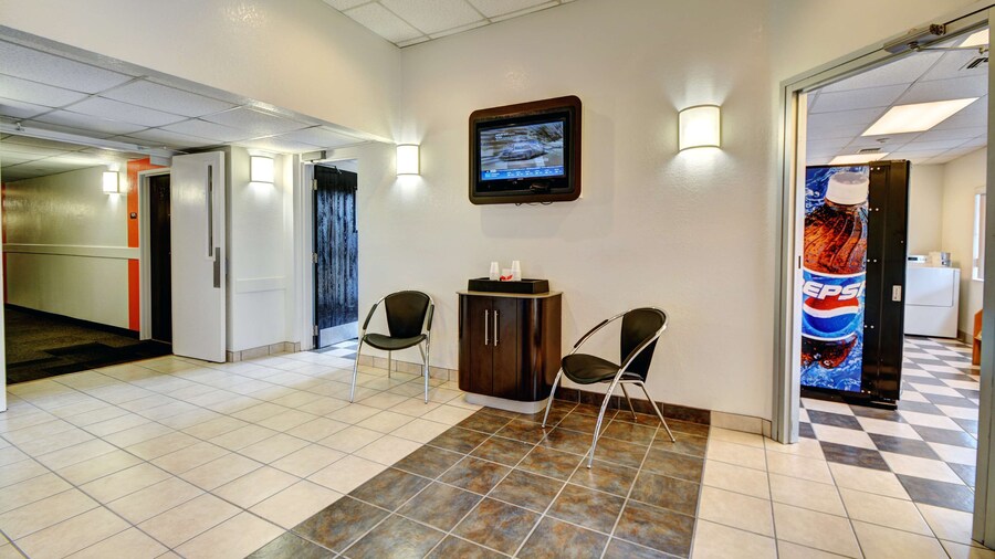 Motel 6 Seekonk, MA - Providence East