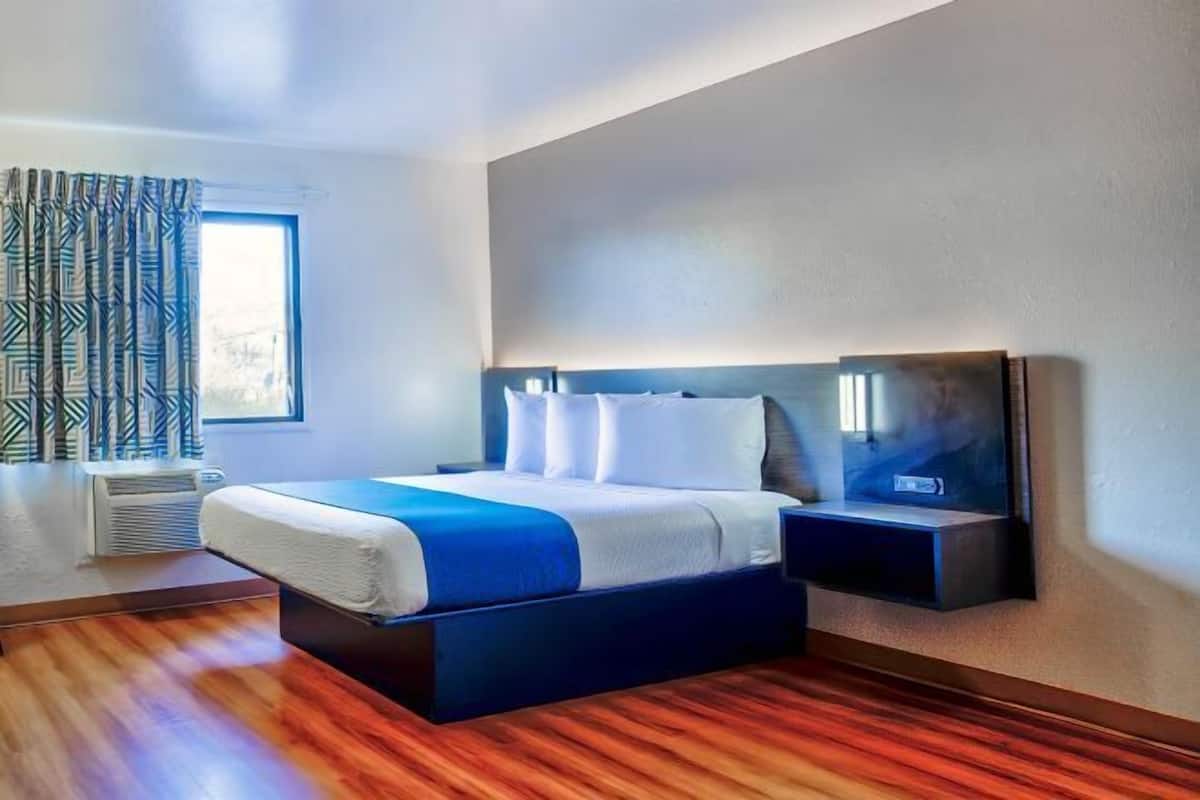 Wifi gratis y ropa de cama