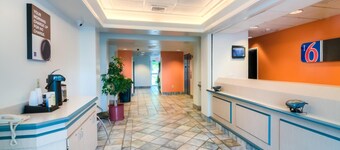 Motel 6 Joliet, IL - Chicago - I-55