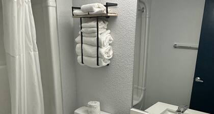 Motel 6 East Syracuse, NY – Airport