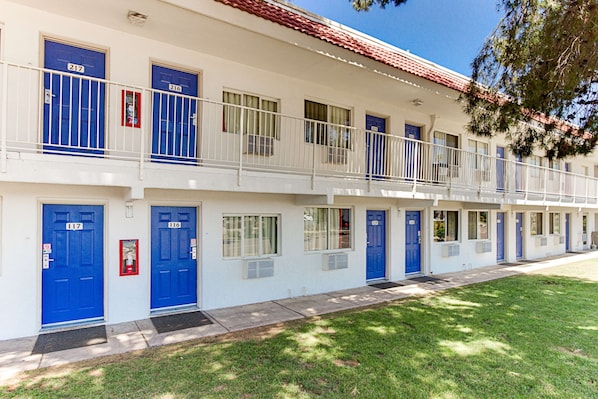 Exterior - Motel 6 Tempe, AZ - Scottsdale South (Tempe)