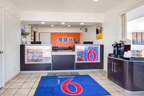 Coffee service - Motel 6 Tempe, AZ - Scottsdale South (Tempe)