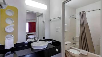 Shower, towels