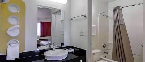Shower, towels