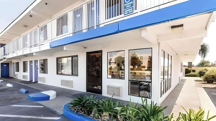 Motel 6 Modesto CA