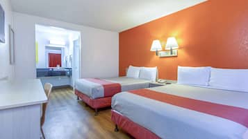 Desk, free cribs/infant beds, free WiFi, bed sheets