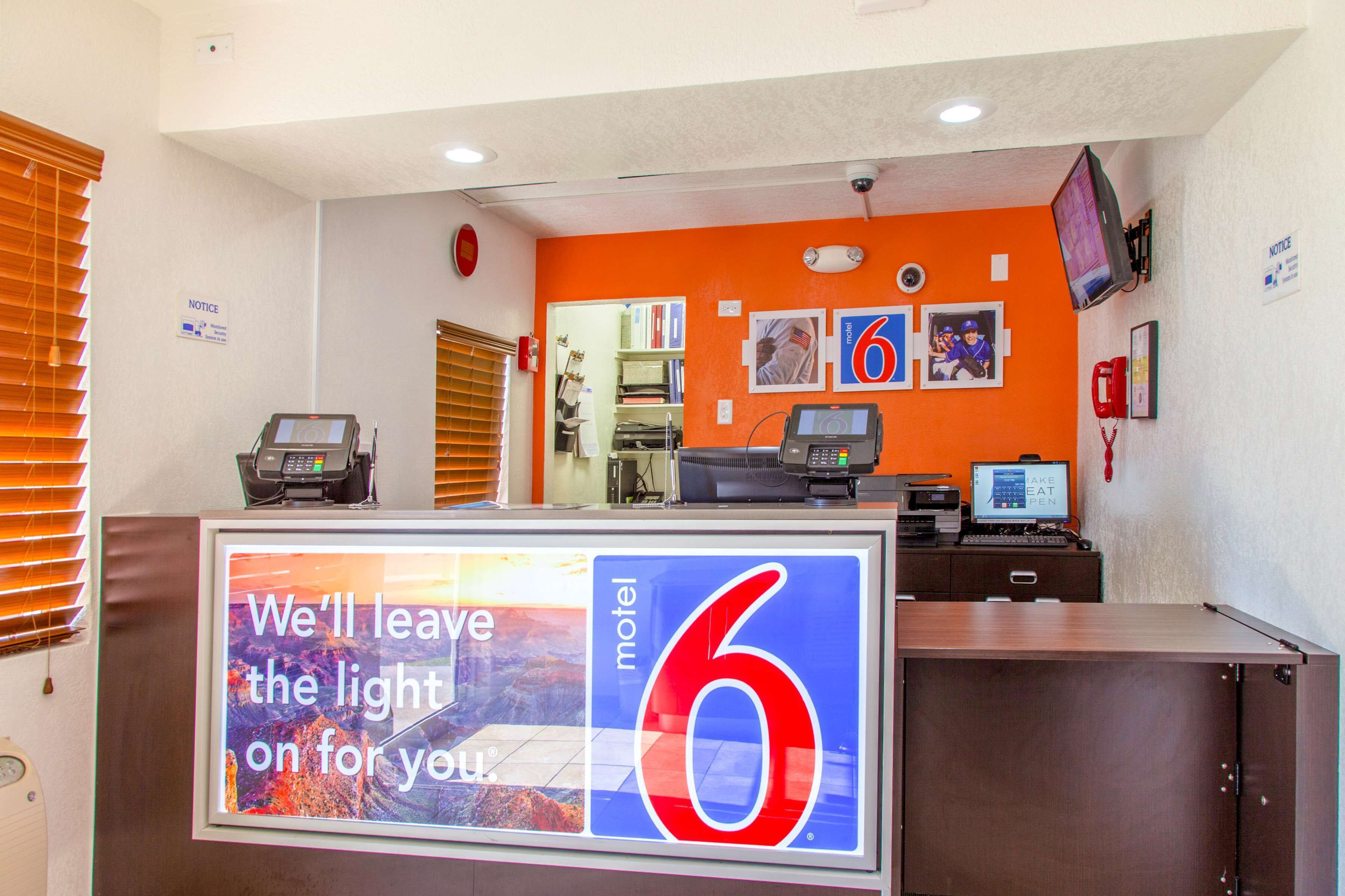 Photo - Motel 6-Phoenix, AZ - Airport - 24th Street