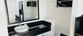 Motel 6 Eureka, CA – Redwood Coast