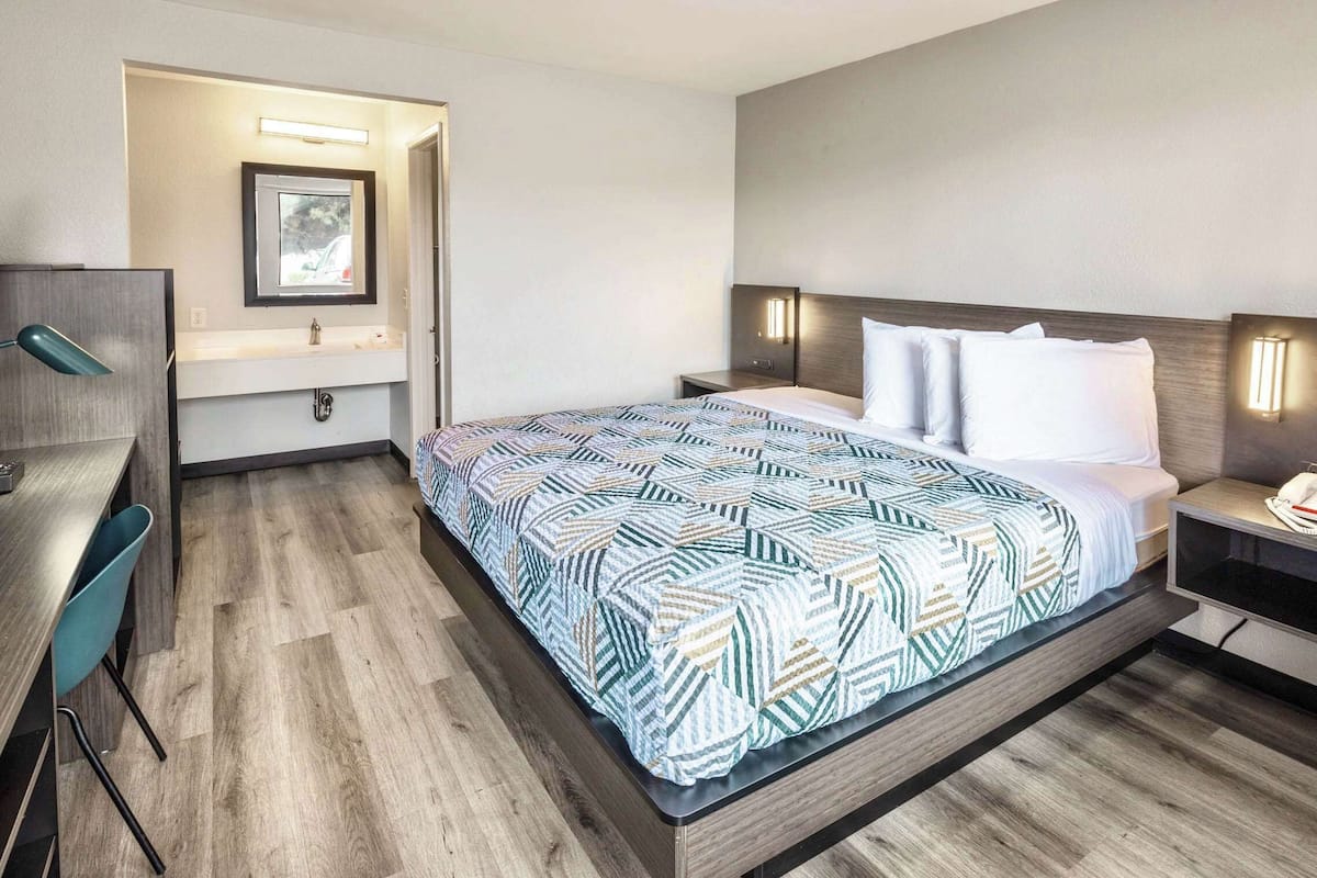 Wi-Fi de cortesia, roupa de cama